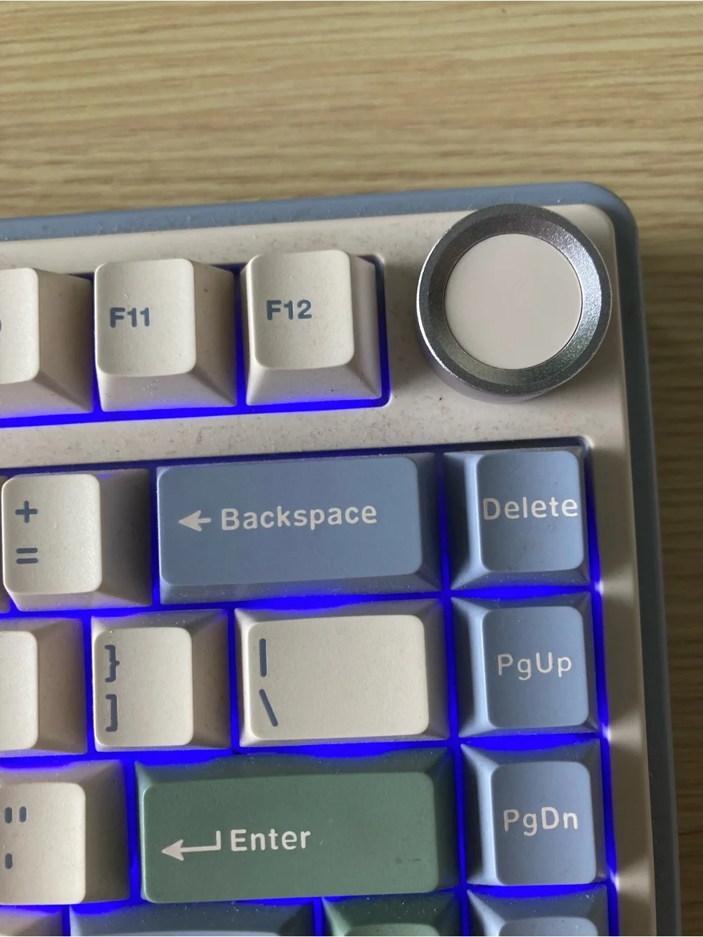 Compact Mechanical Keyboard in White & Blue with Blue Backlight